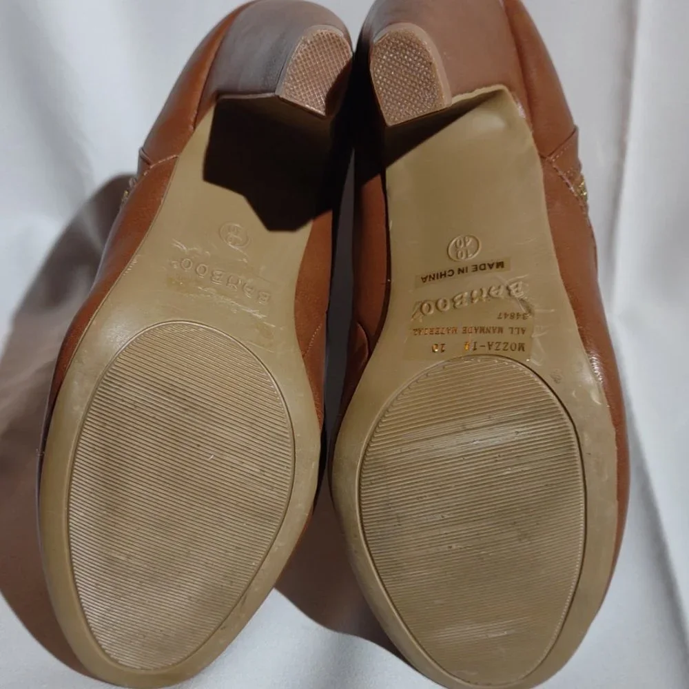 Bamboo almond fur lined mid calf zip up boot, size 10 - Picture 4 of 6